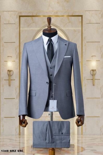 Plain Suit